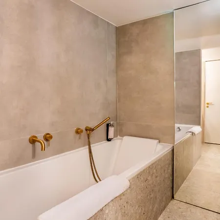 Tour Eiffel - Champ De Mars Exquisite 3bd 3bth 巴黎